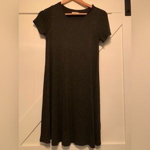 Madewell charcoal grey short sleeve stretchy Tshirt dress size XS